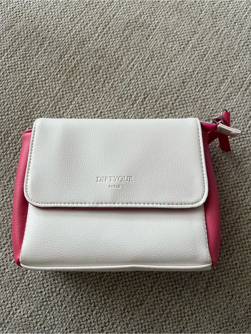Diptyque Paris Qatar Airways Pink Breast Cancer Awareness Amenity Kit/Bag NEW